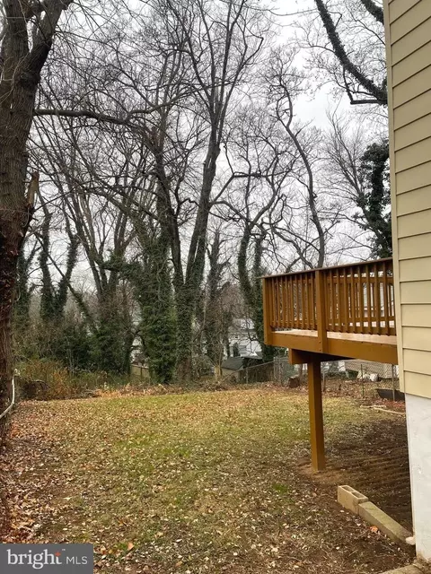 12120 Centerhill St, Silver Spring, MD 20902 photo 3