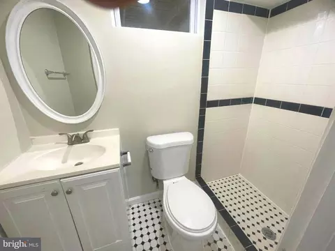 12120 Centerhill St, Silver Spring, MD 20902 photo 28