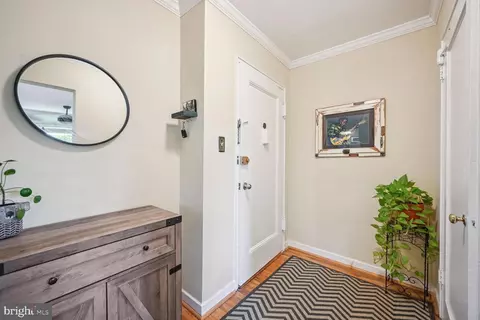 2212 Colston Dr #302, Silver Spring, MD 20910 photo 3