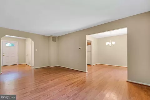 1537 Winding Waye Ln, Silver Spring, MD 20902 photo 6