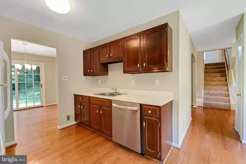 1537 Winding Waye Ln, Silver Spring, MD 20902 photo 10