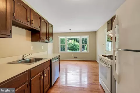 1537 Winding Waye Ln, Silver Spring, MD 20902 photo 12