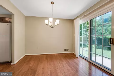 1537 Winding Waye Ln, Silver Spring, MD 20902 photo 7