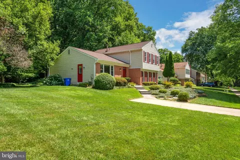 1537 Winding Waye Ln, Silver Spring, MD 20902 photo 2