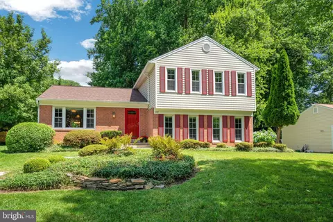 1537 Winding Waye Ln, Silver Spring, MD 20902