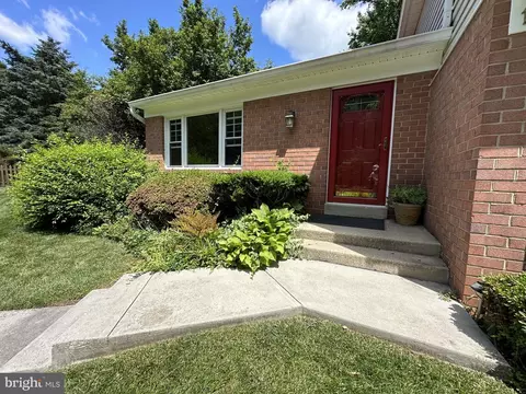 1537 Winding Waye Ln, Silver Spring, MD 20902 photo 4