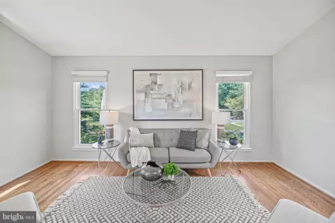 432 Woonsockett Ln, Silver Spring, MD 20905 photo 6
