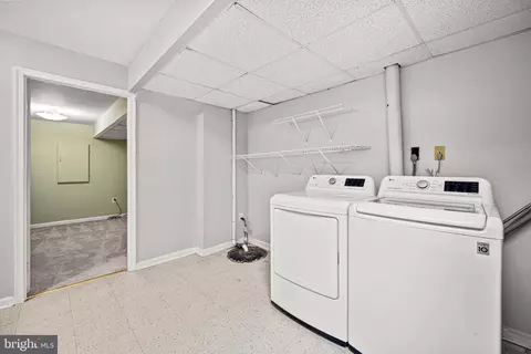 432 Woonsockett Ln, Silver Spring, MD 20905 photo 44