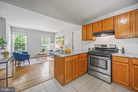 432 Woonsockett Ln, Silver Spring, MD 20905 photo 14