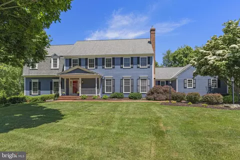 13525 Haddonfield Ln, Gaithersburg, MD 20878