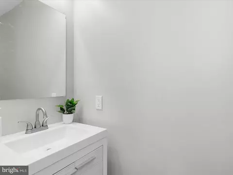 1805 Carters Grove Dr, Silver Spring, MD 20904 photo 27
