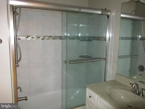 3911 Doc Berlin Dr #42, Silver Spring, MD 20906 photo 34