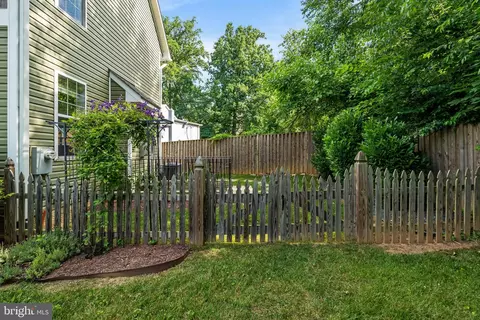 Exterior - 2001 Prichard Rd, Silver Spring, MD 20902 photo 8 of 10