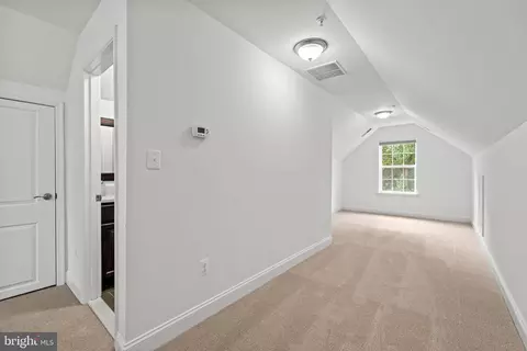 Entry Way - 2001 Prichard Rd, Silver Spring, MD 20902 photo 4 of 5