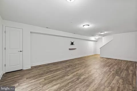 Entry Way - 2001 Prichard Rd, Silver Spring, MD 20902 photo 5 of 5