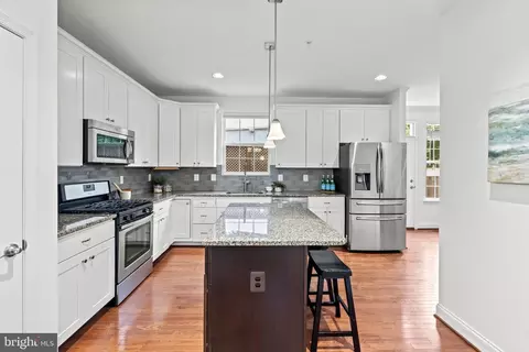 Kitchen - 2001 Prichard Rd, Silver Spring, MD 20902 photo 2 of 3