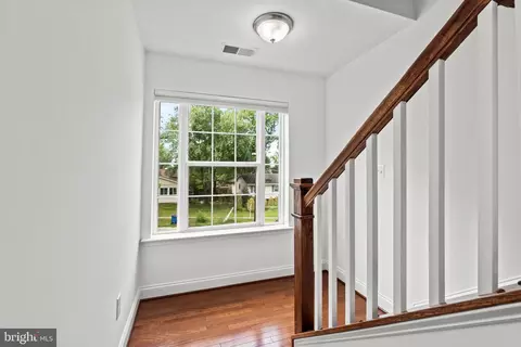 Entry Way - 2001 Prichard Rd, Silver Spring, MD 20902 photo 3 of 5