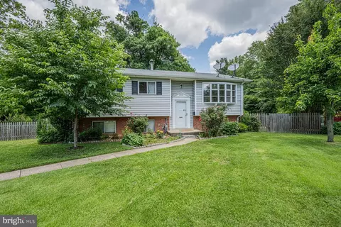 13416 Oriental Ct, Rockville, MD 20853