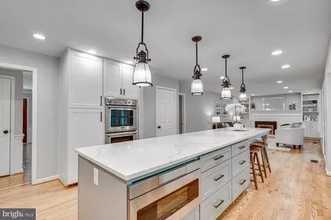 Kitchen - 2815 Regina Dr, Silver Spring, MD 20906 photo 2 of 5
