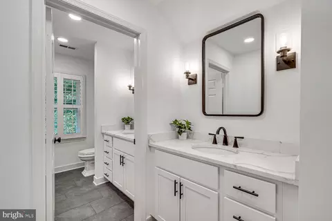 Bath - 2815 Regina Dr, Silver Spring, MD 20906 photo 5 of 8
