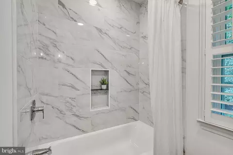 Bath - 2815 Regina Dr, Silver Spring, MD 20906 photo 7 of 8