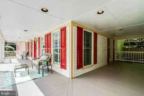 Exterior - 2815 Regina Dr, Silver Spring, MD 20906 photo 4 of 13