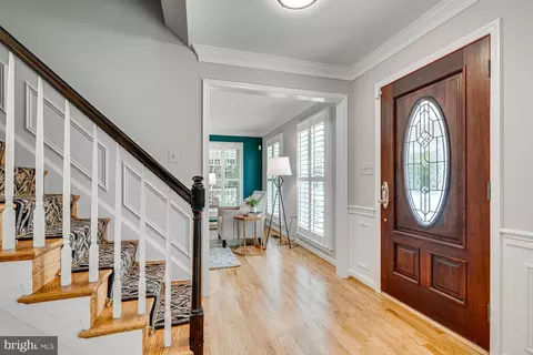 Entry Way - 2815 Regina Dr, Silver Spring, MD 20906 photo 2 of 2
