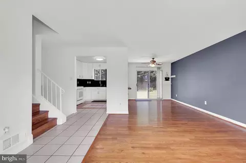 4105 Colie Dr, Silver Spring, MD 20906 photo 3