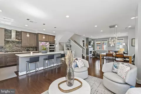 72 Ellsworth Heights St, Silver Spring, MD 20910 photo 9