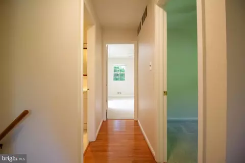 Entry Way - 1820 Middlevale Ter, Silver Spring, MD 20906 photo 5 of 6