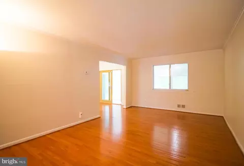 Living - 1820 Middlevale Ter, Silver Spring, MD 20906 photo 5 of 7