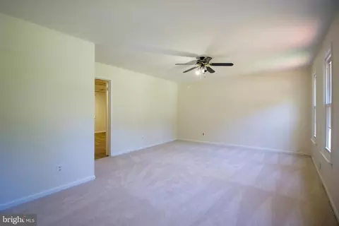Living - 1820 Middlevale Ter, Silver Spring, MD 20906 photo 2 of 7