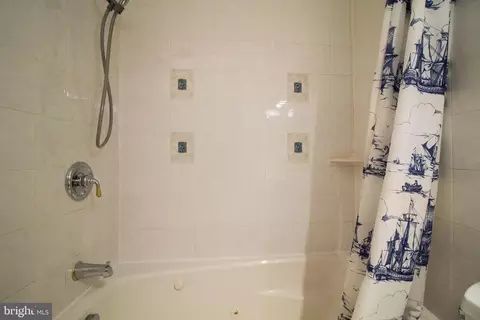 Bath - 1820 Middlevale Ter, Silver Spring, MD 20906 photo 5 of 5