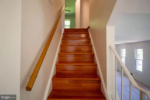 Entry Way - 1820 Middlevale Ter, Silver Spring, MD 20906 photo 4 of 6