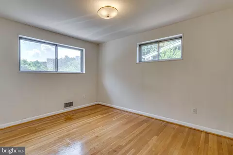 11216 Bybee St, Silver Spring, MD 20902 photo 21