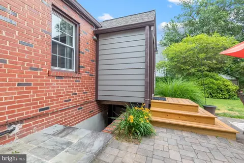 410 Brewster Ave, Silver Spring, MD 20901 photo 33