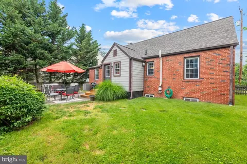 410 Brewster Ave, Silver Spring, MD 20901 photo 32