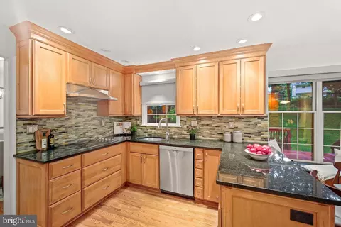 14547 Jaystone Dr, Silver Spring, MD 20905 photo 16