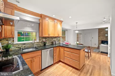 14547 Jaystone Dr, Silver Spring, MD 20905 photo 14