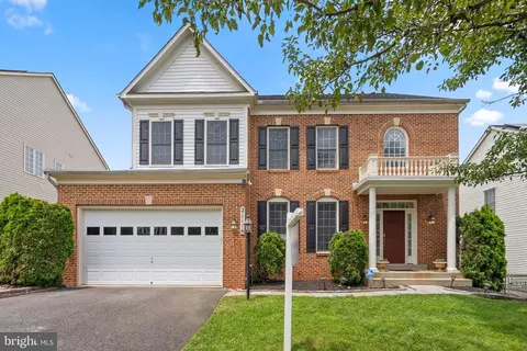 21116 Silver Birch Ln, Germantown, MD 20876