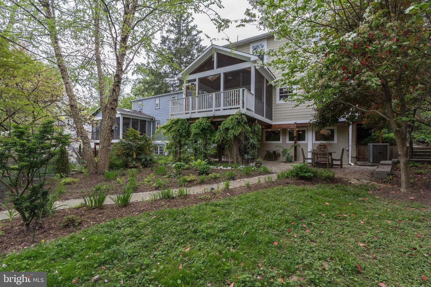 Exterior - 10009 Menlo Ave, Silver Spring, MD 20910 photo 7 of 21