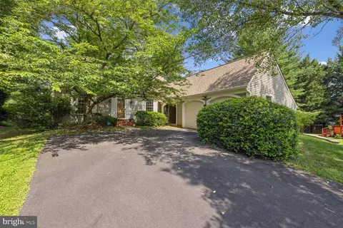 5 Frances Green Ct, North Potomac, MD 20878