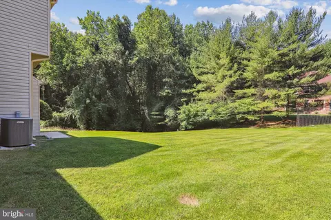 Exterior - 15040 Notley Rd, Silver Spring, MD 20905 photo 4 of 8
