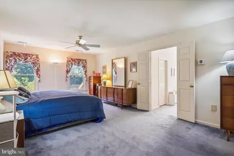 Bedroom - 15040 Notley Rd, Silver Spring, MD 20905 photo 11 of 12