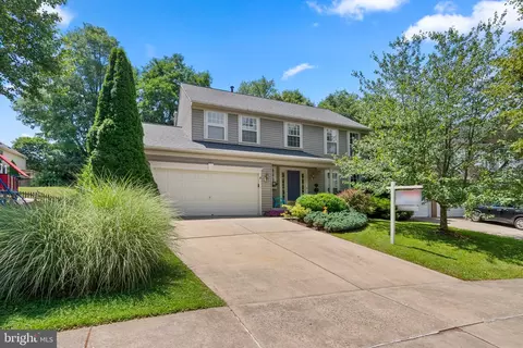 18462 Crownsgate Cir, Germantown, MD 20874