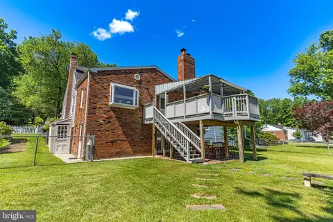 Exterior - 11805 College View Dr, Silver Spring, MD 20902 photo 6 of 8