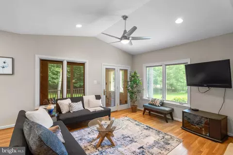 12801 Gaffney Rd, Silver Spring, MD 20904 photo 10
