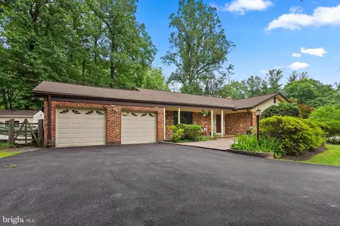 12801 Gaffney Rd, Silver Spring, MD 20904 photo 3