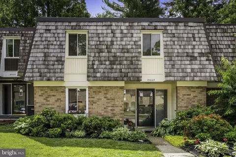 19007 Coltfield Ct, Montgomery Village, MD 20886
