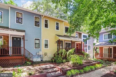 8134 Hartford Ave E, Silver Spring, MD 20910 photo 2